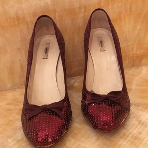 MiuMiu size 36.5 burgundy sequined heals