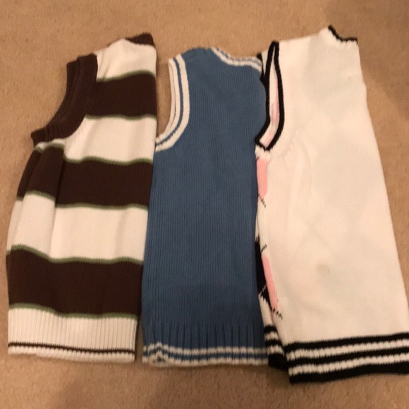 The Children’s Place Boys M Sweater Vest Bundle - Picture 2 of 3