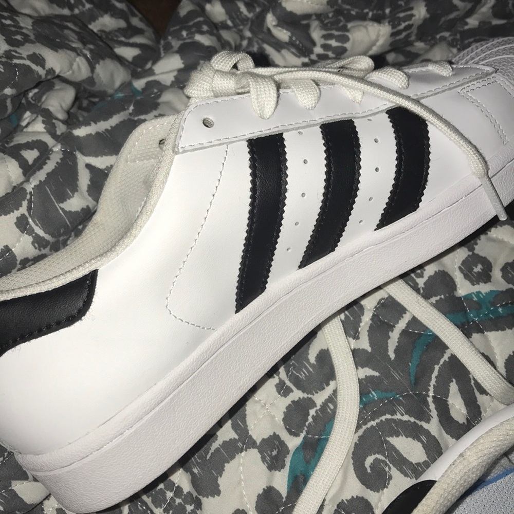 Adidas  SUPERSTAR