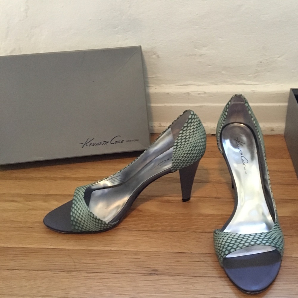 Kenneth Cole Purple & Teal Peep-Toe Heels size 10