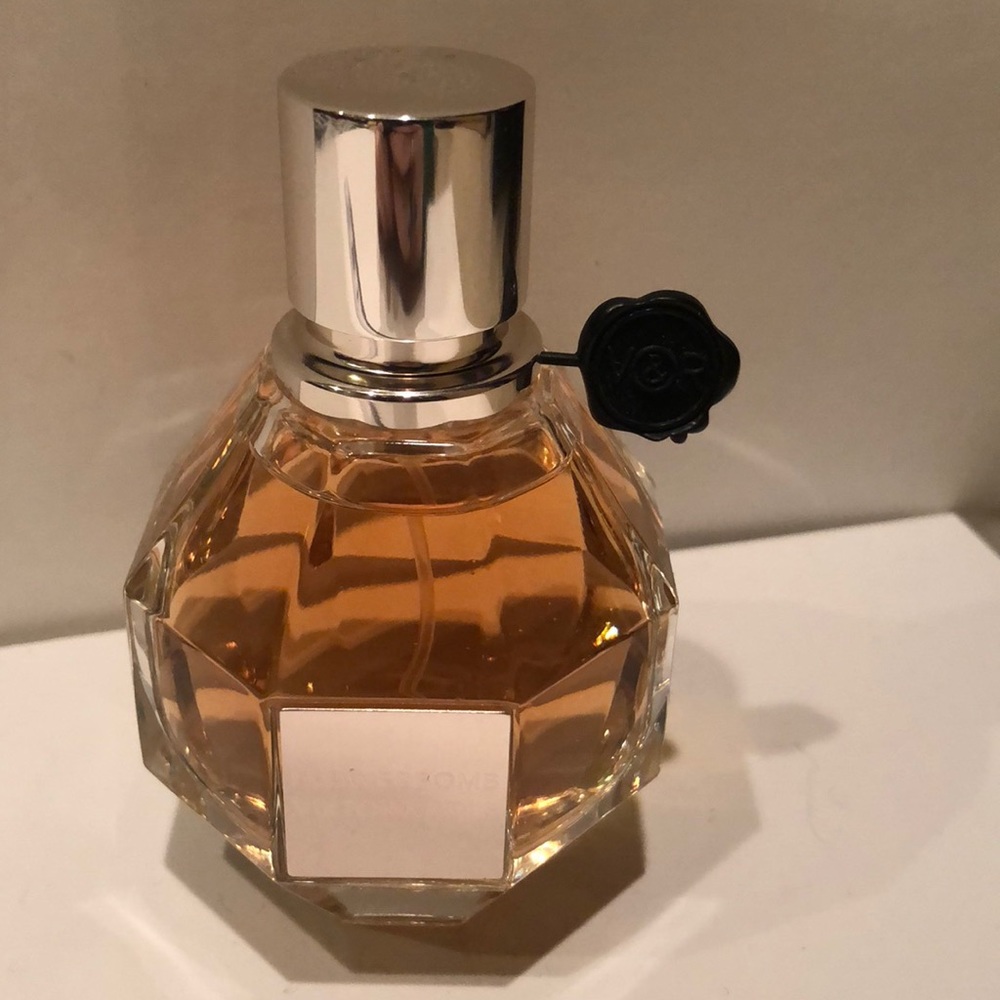 Viktor & Rolf flowerbomb