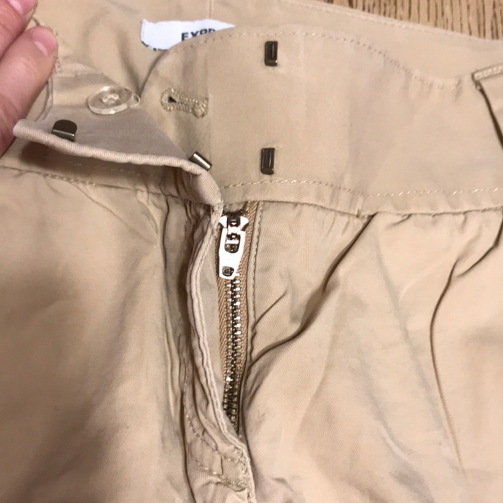 Express Capris - Picture 4 of 8