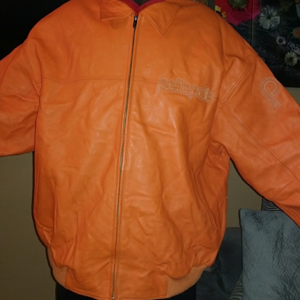 Orange Pelle