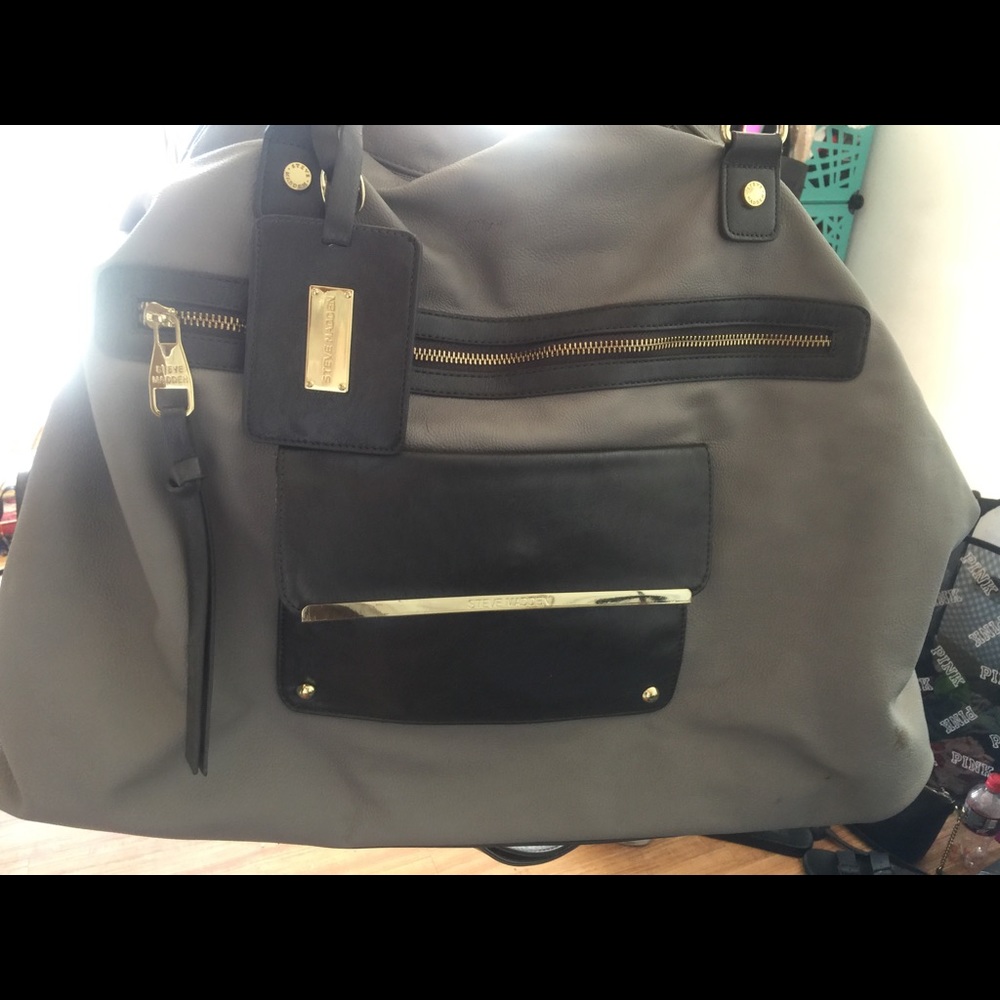Steve Madden weekender!