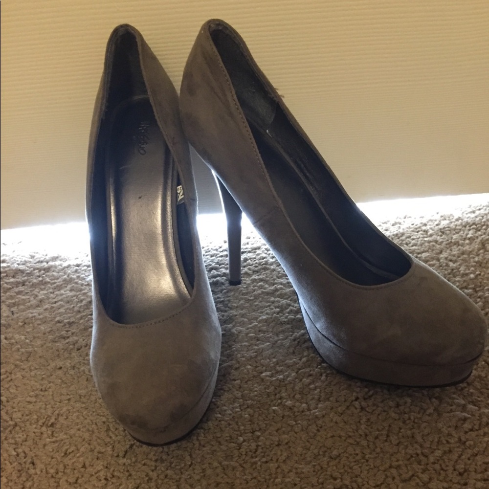 Tan Heels