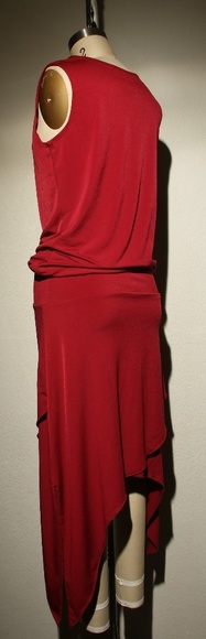Dress red fine garment. - Picture 2 of 2