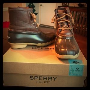 Girls Sherry Top-Sider Saltwater Boot, Size 2M