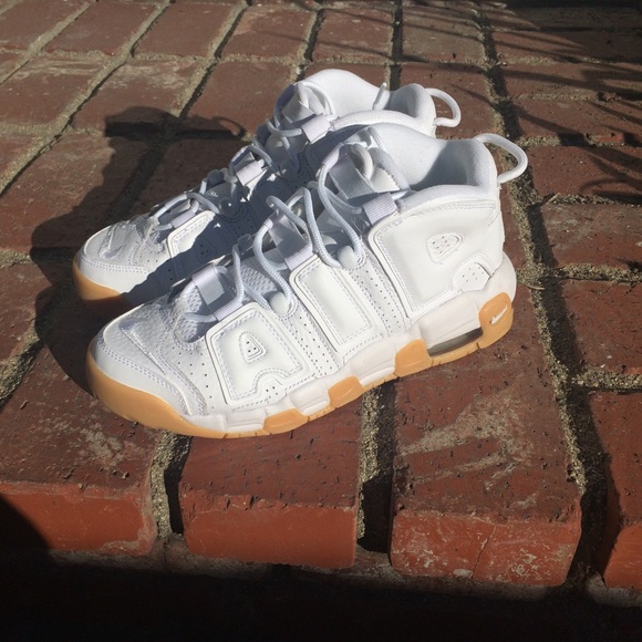 NWT Nike air more uptempo white shoes - Picture 2 of 4