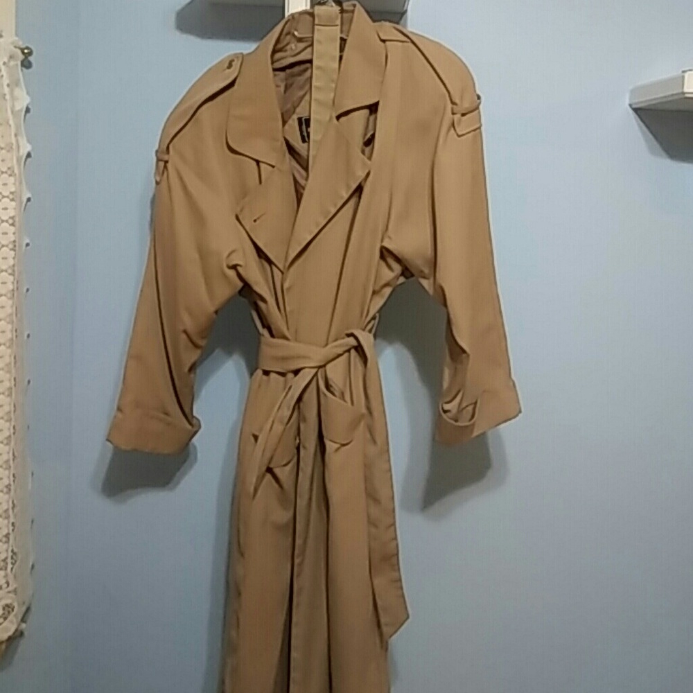 Vintage 80's trench coat