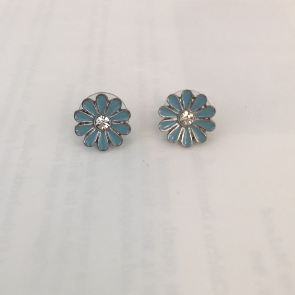 Diamond flower earrings