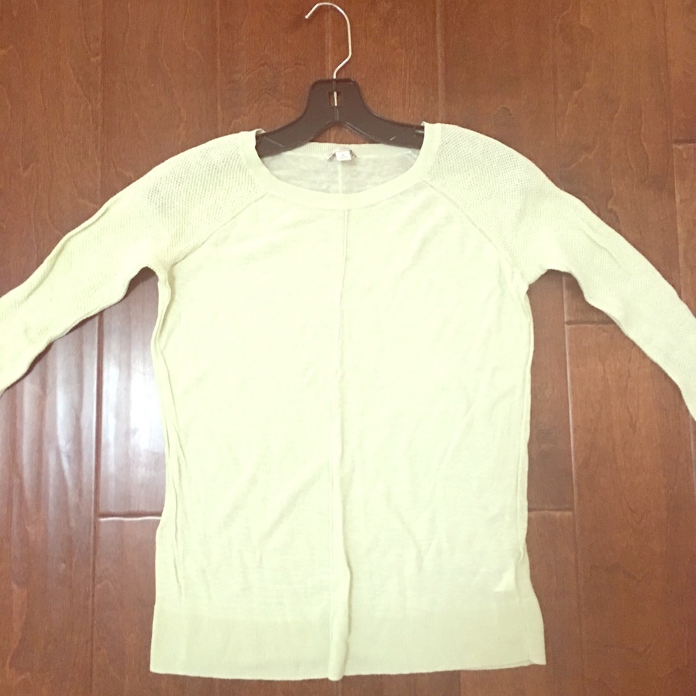 XS Gap Lime green thin pullover