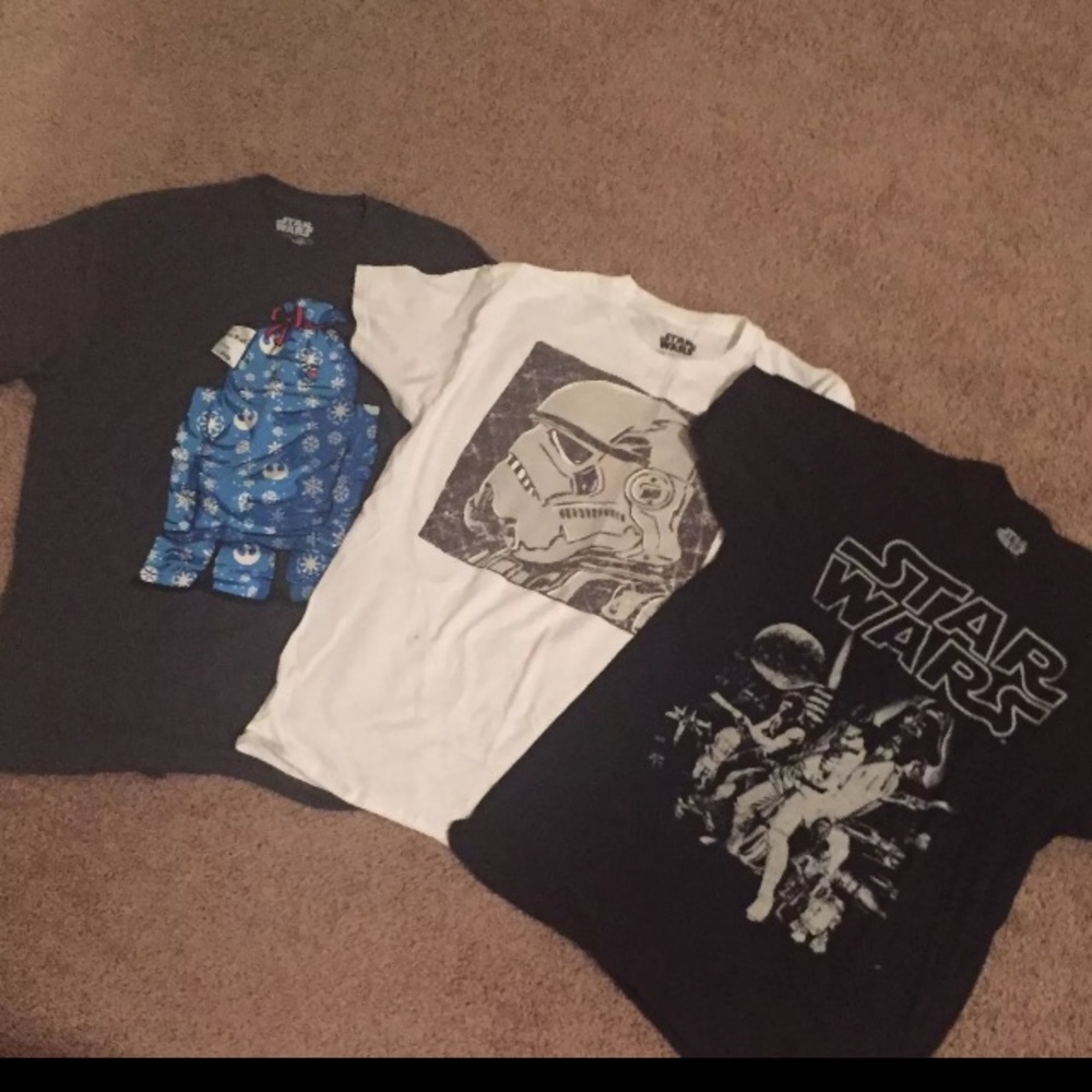 3 Men’s Star Wars T-shirts M/L