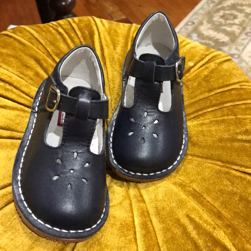Lamour Navy Mary Janes size 7