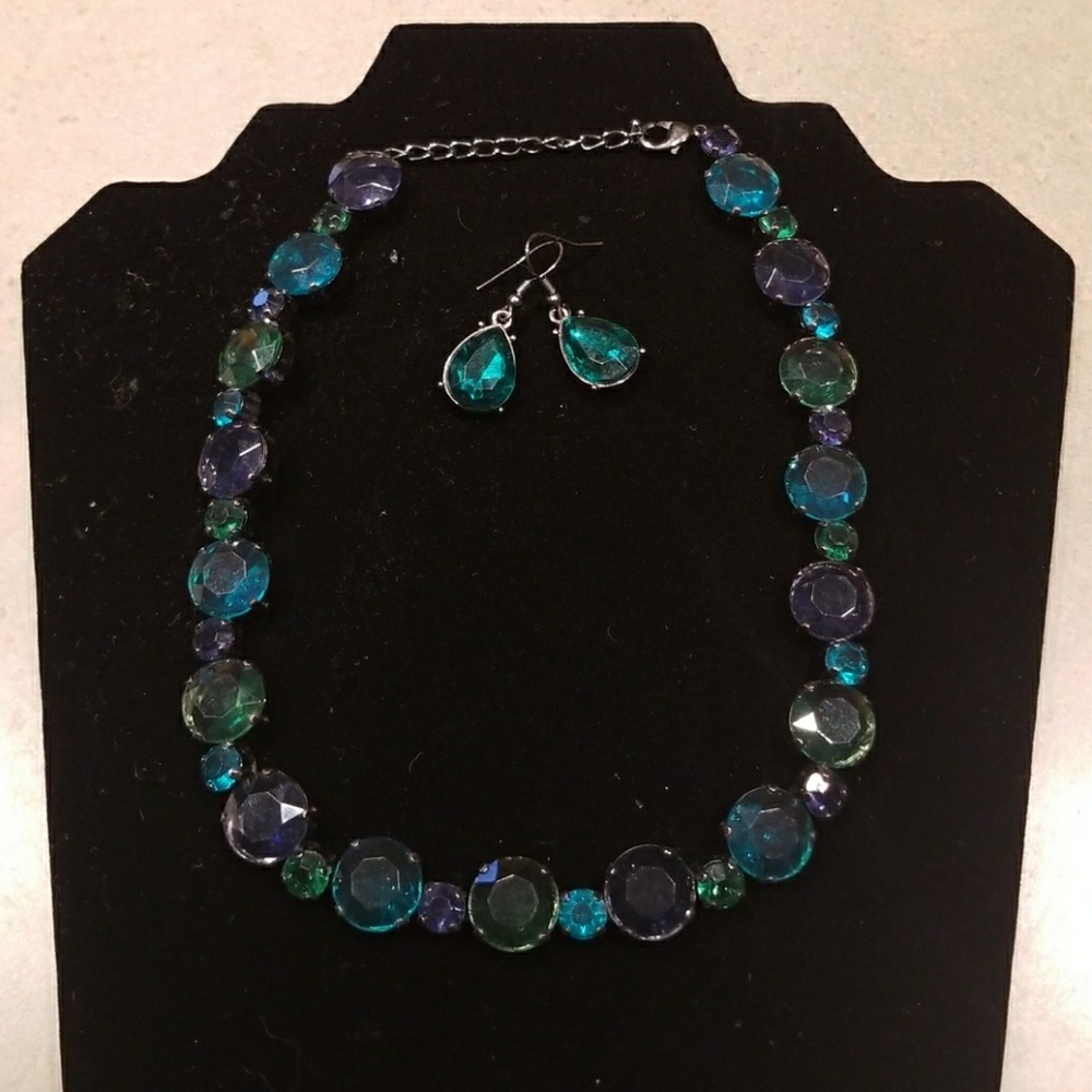 Ethyl and Myrtle Neckace & Earrings
