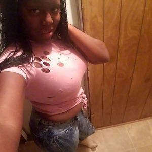 Meet your Posher, Candi