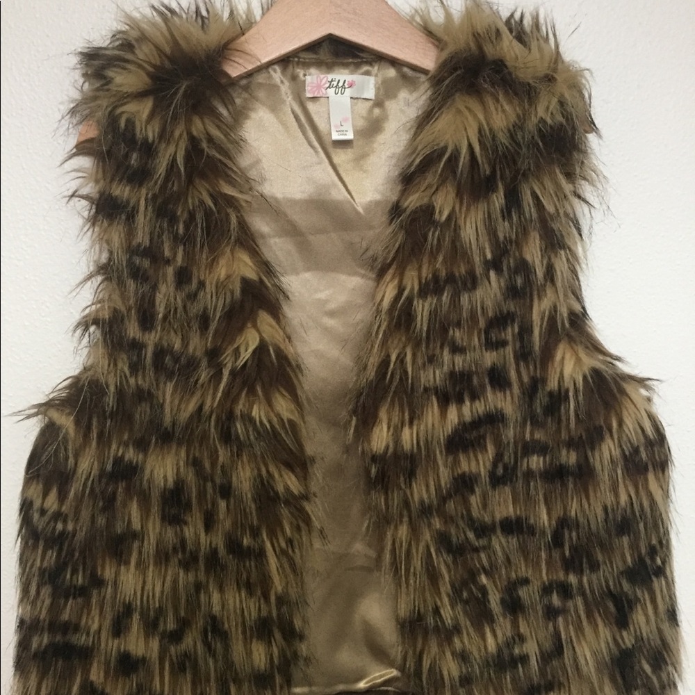 Kids leopard vest