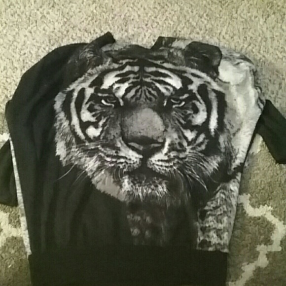 Tiger tee - Picture 2 of 2
