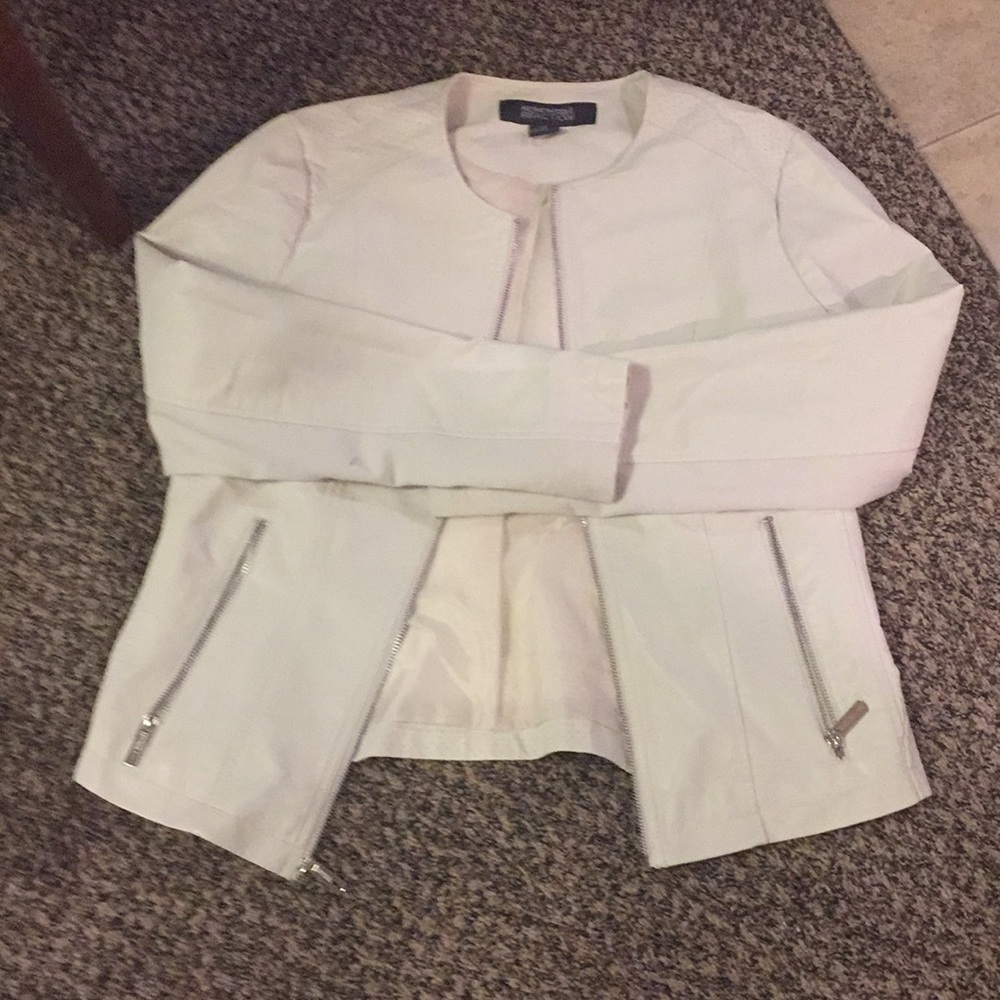 Jacket - Picture 2 of 4