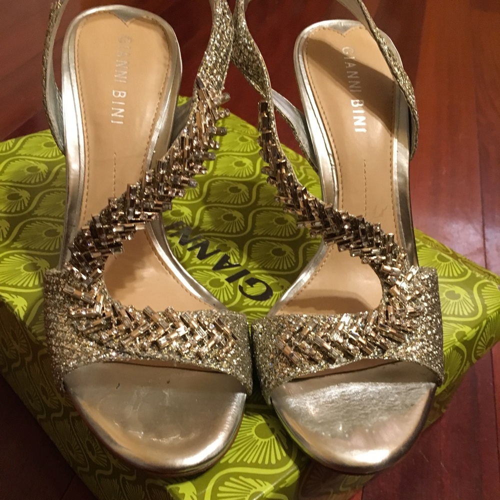 GIANNI BINI Vivah Heeled Formal Sandals
