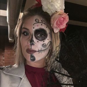 Meet your Posher, Courtney