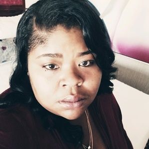 Meet your Posher, Miaisha