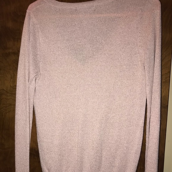 Light pink v-neck sweater - Picture 1 of 2