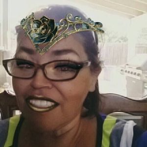 Meet your Posher, Debra