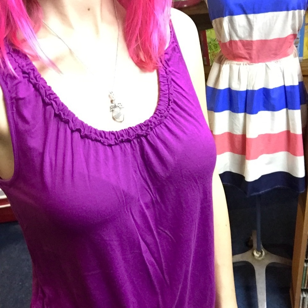 💥Loft Ann Taylor small tank