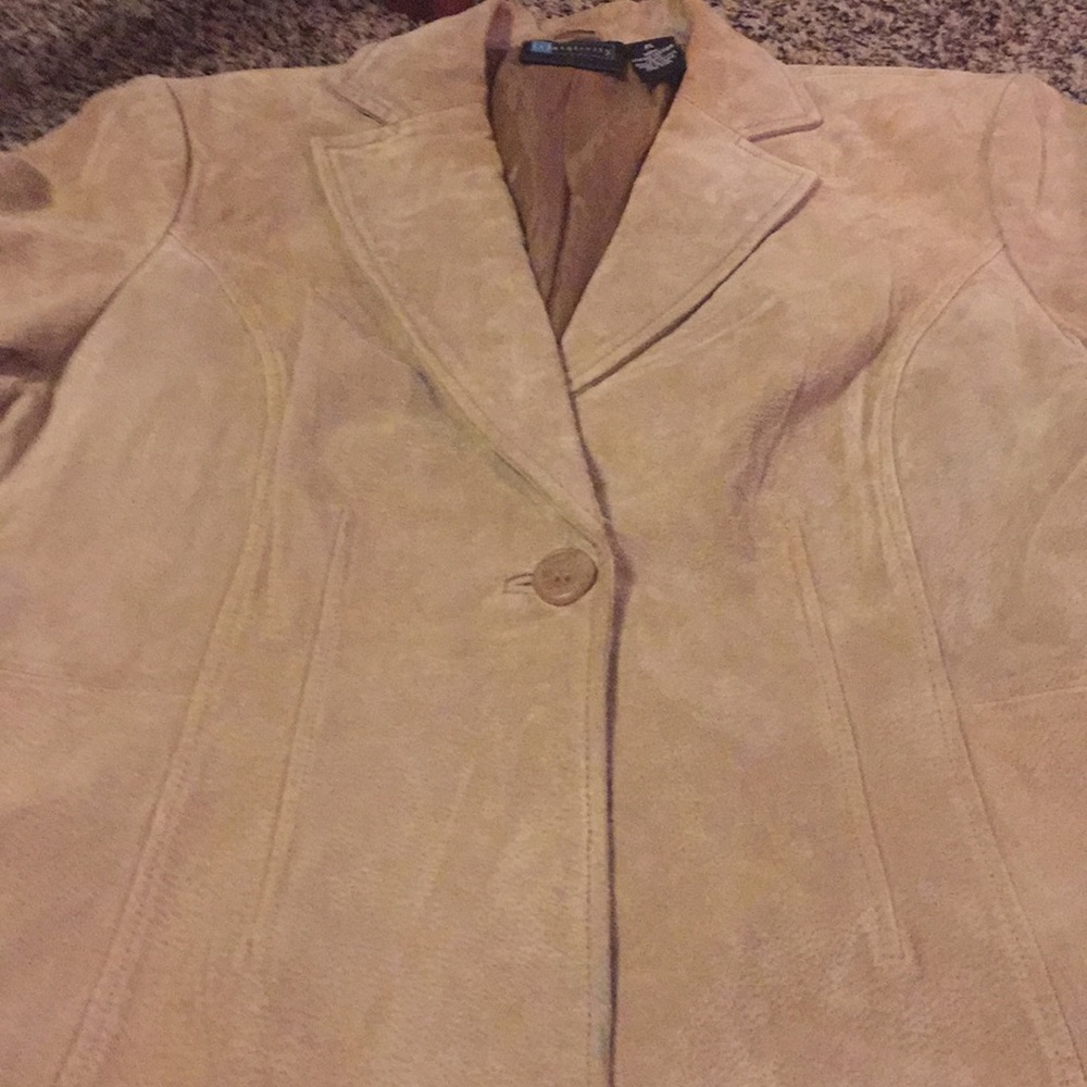 Jacket - Picture 4 of 4