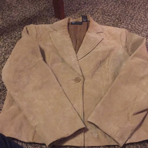 Jacket - Picture 1 of 4