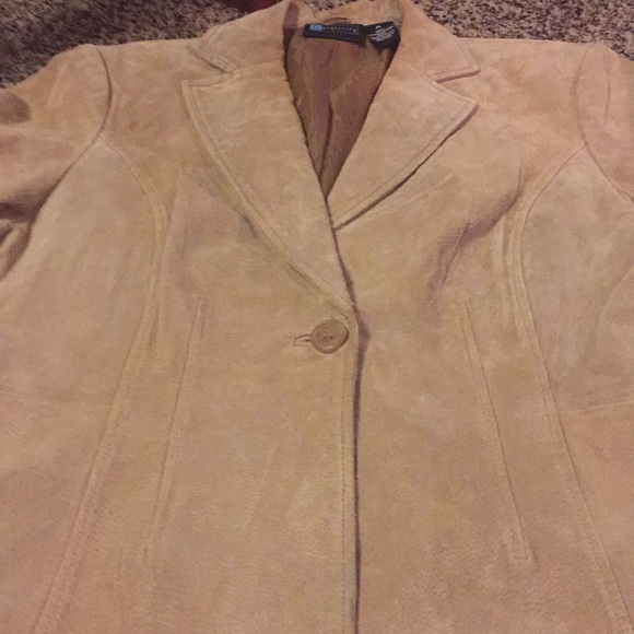 Jacket - Picture 4 of 4
