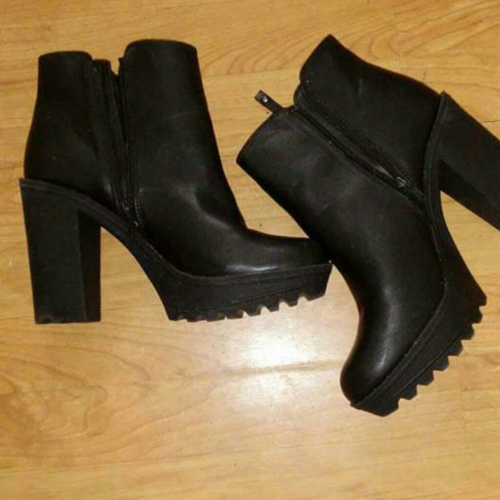 Size 10 Candies boots