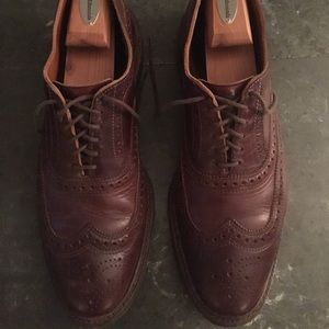 Allen Edmonds McTavish wingtips 11D