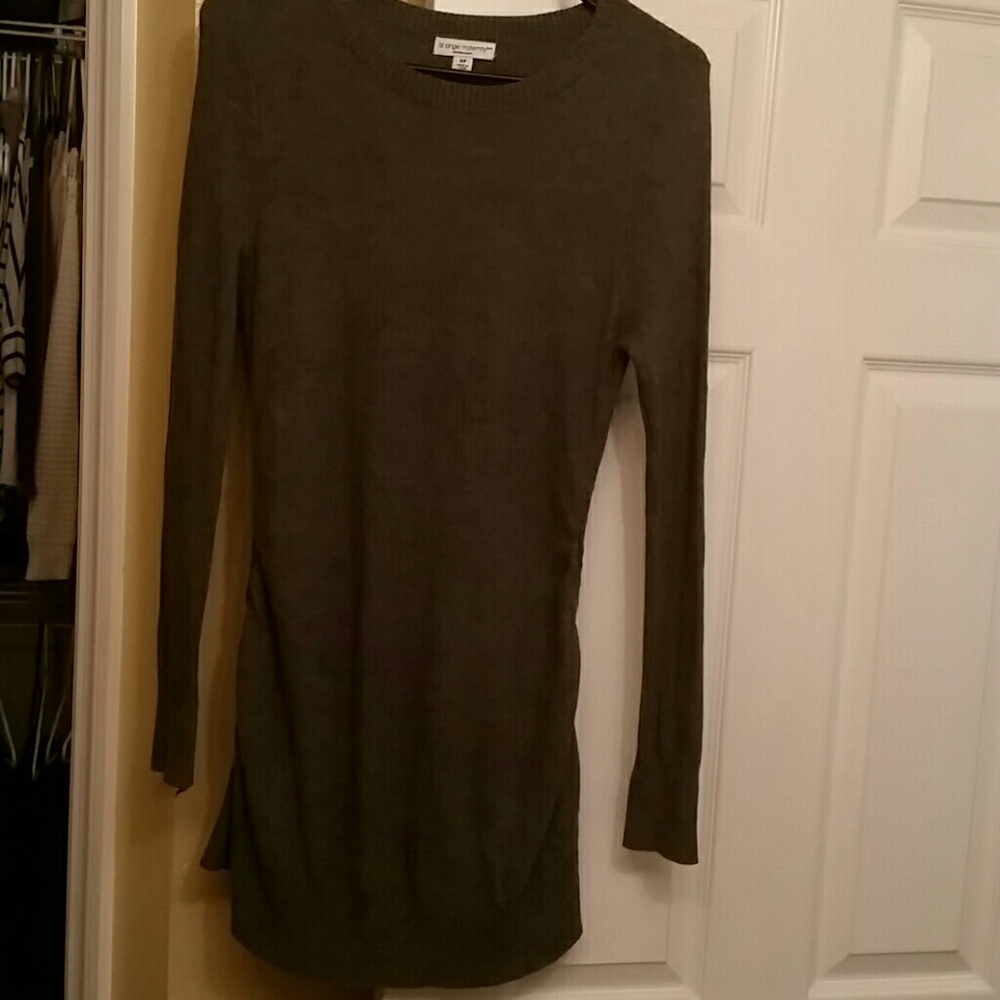 Liz lange maternity shirt