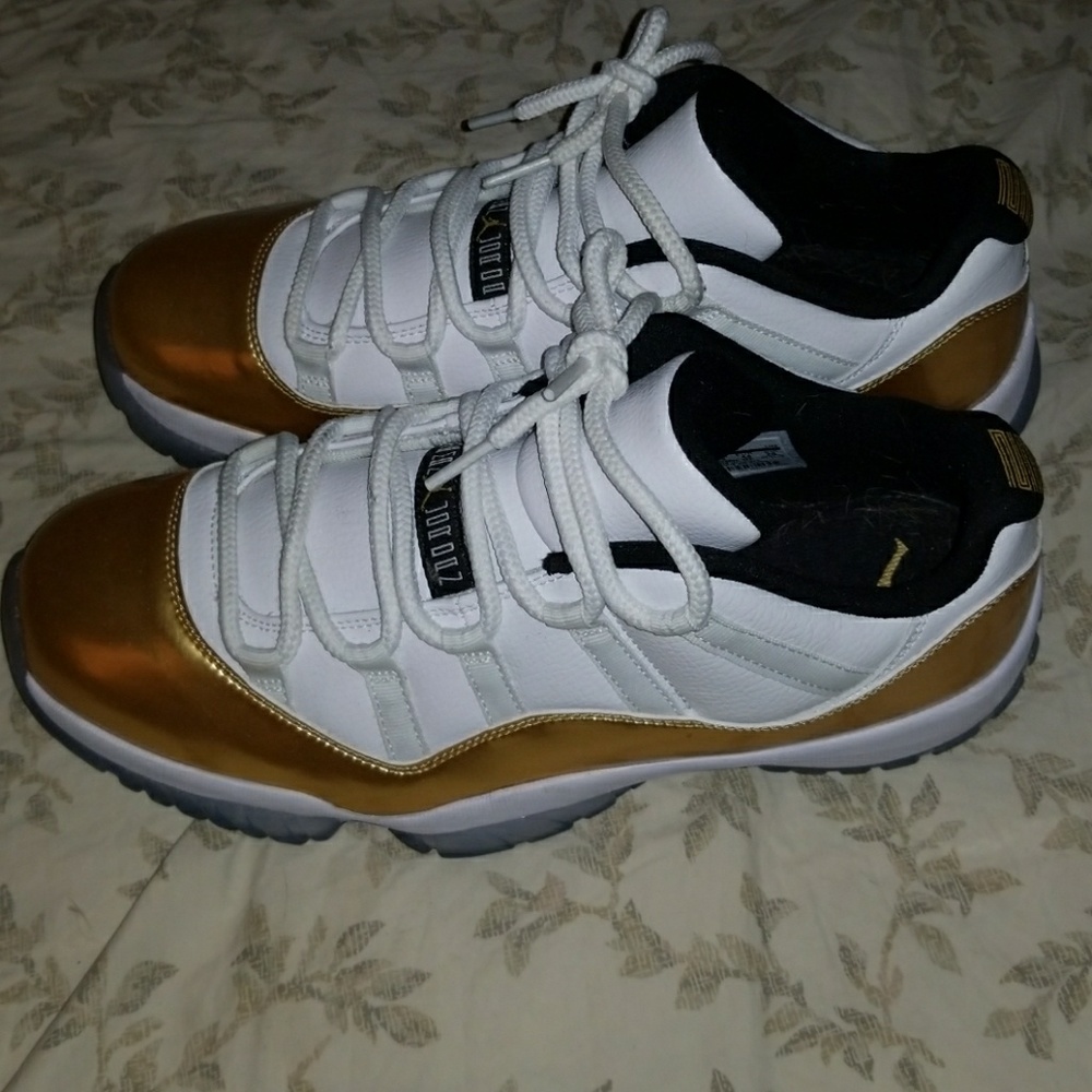 Air Jordan Retro 11s 100% Authentic size 10.5