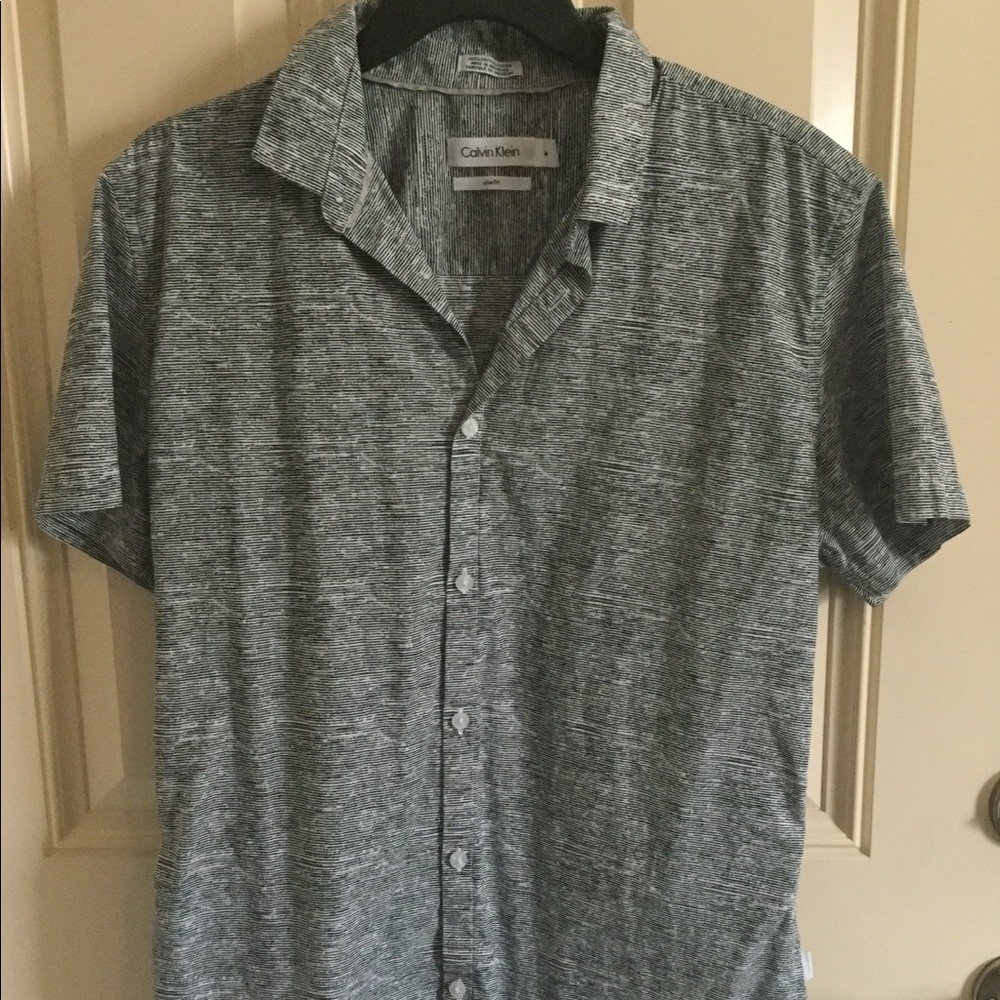 Black & White slim fit Calvin Klein shirt