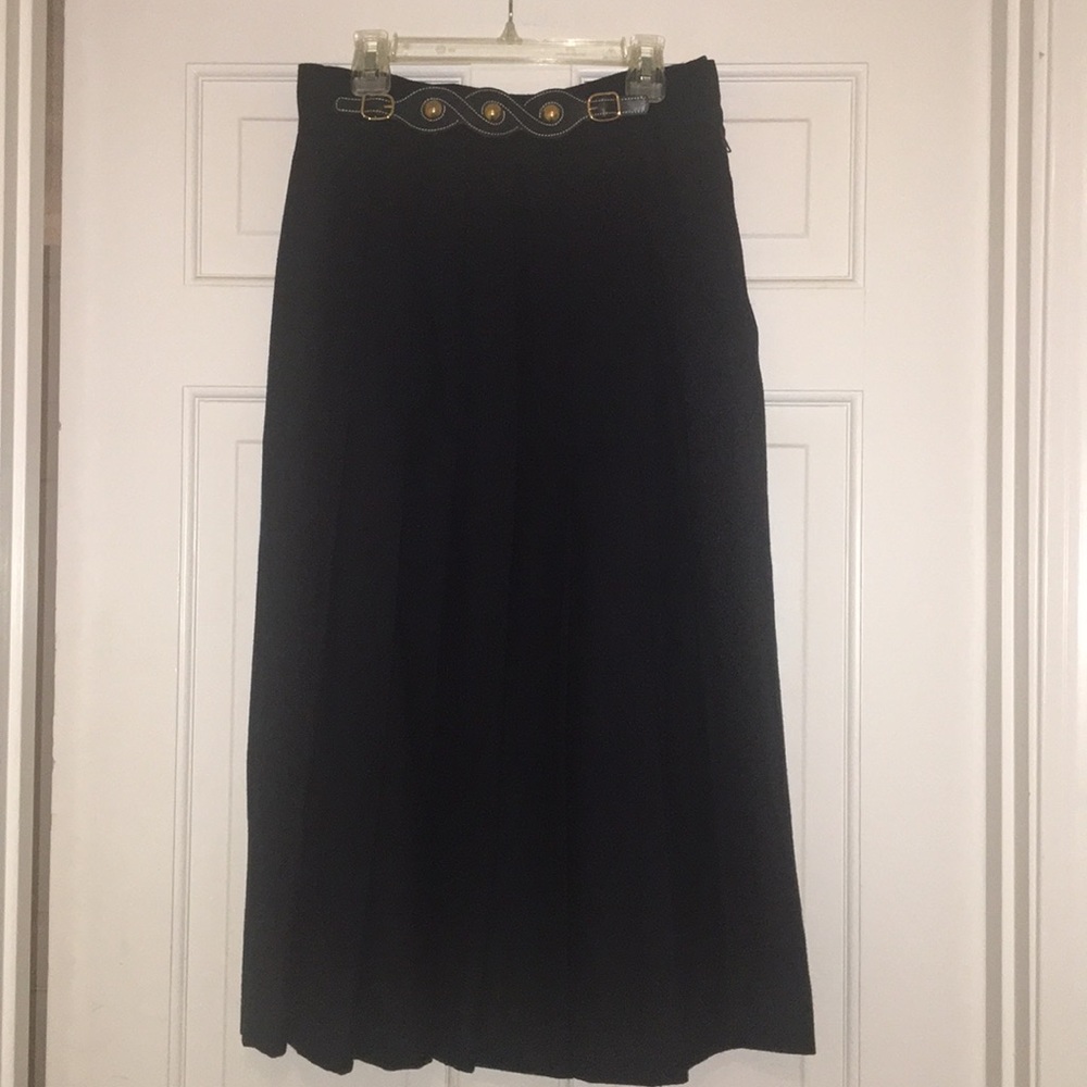 Hermès- Vintage 1970s Navy Pleated Wool Skirt