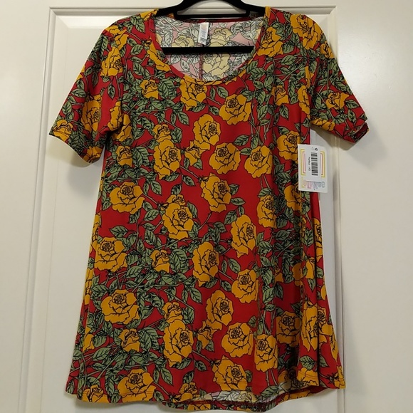 🆕 LuLaRoe Perfect T - Picture 1 of 4