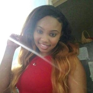 Meet your Posher, Aysha-kaye