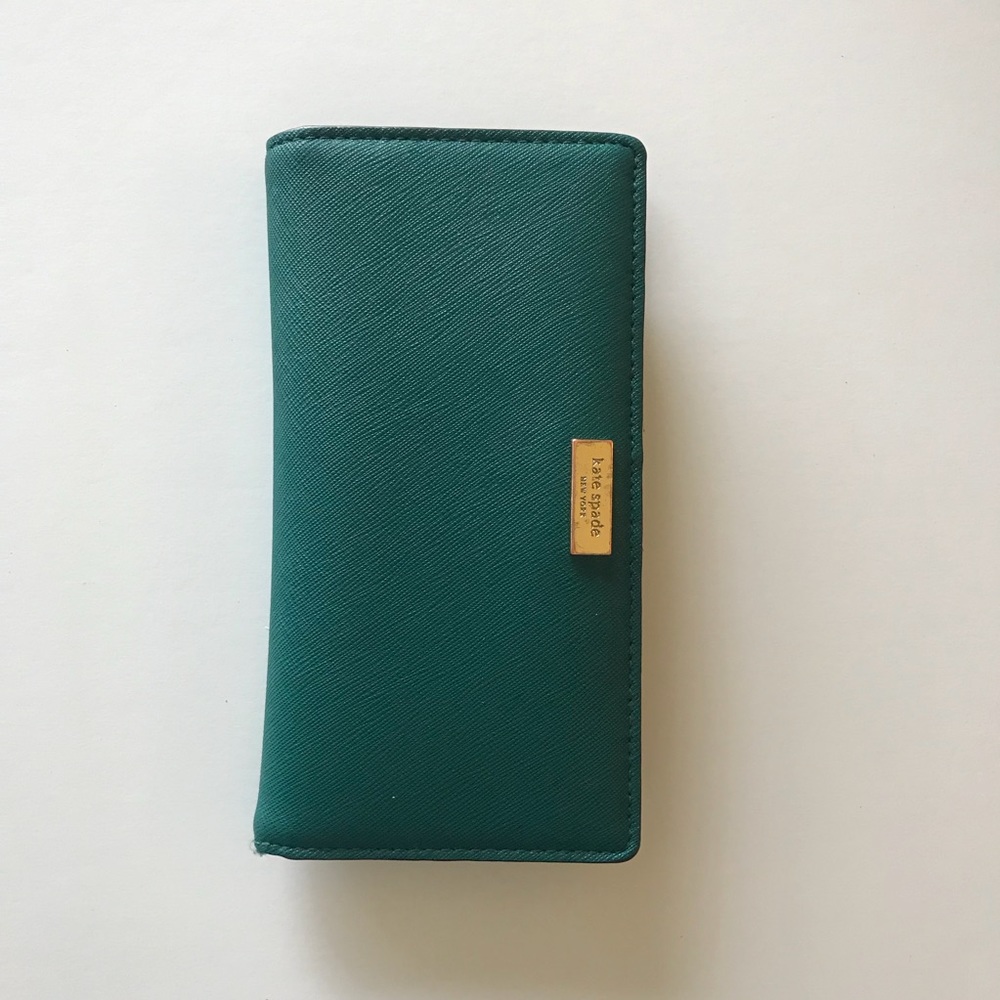 Kate Spade textured leather wallet EUC