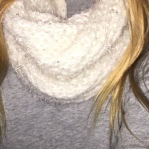 White infinity scarf