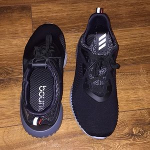 Adidas alphabounce running shoes