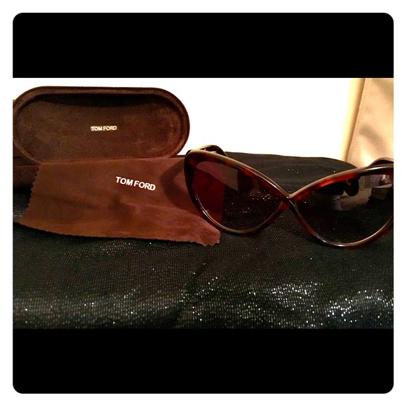 💥💥💥TOM FORD SUNNIES💥💥💥 - Picture 1 of 5