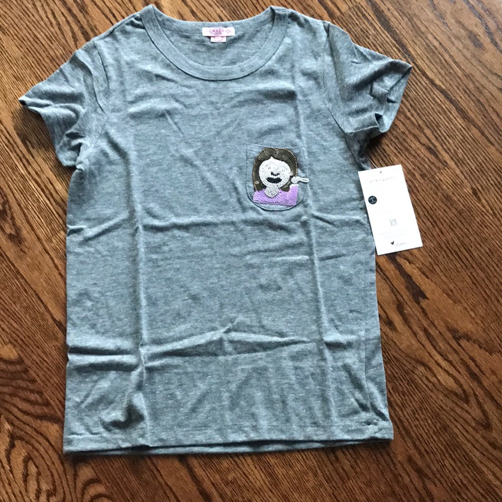 Bow and Drape emoji tee