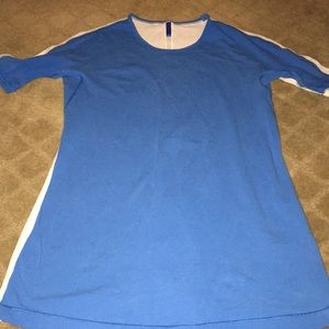 Lululemon Baseball tee