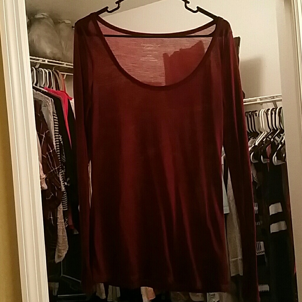 American Eagle top