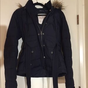 Navy blue puffer jacket