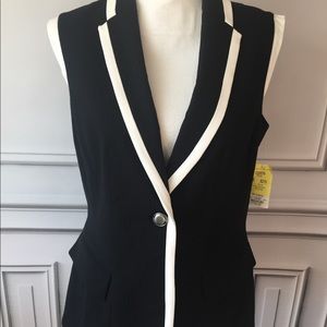 ETCETERA Vest Size 8 Sleeveless Blouse Top Collar