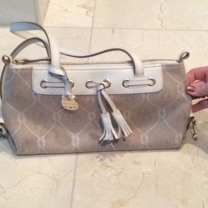 Dooney & Bourke Shoulder Handbag