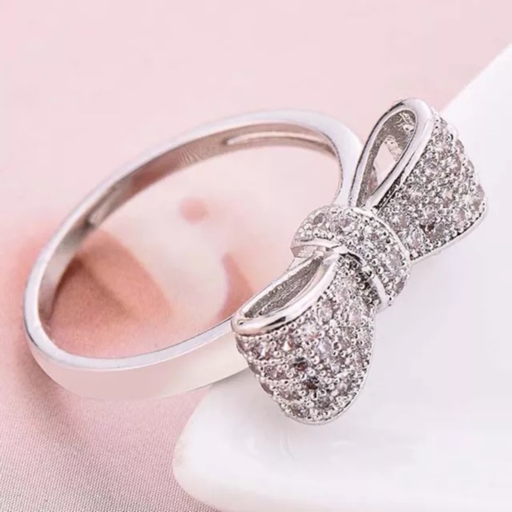 Sterling Silver White Sapphire Ring - Picture 3 of 3